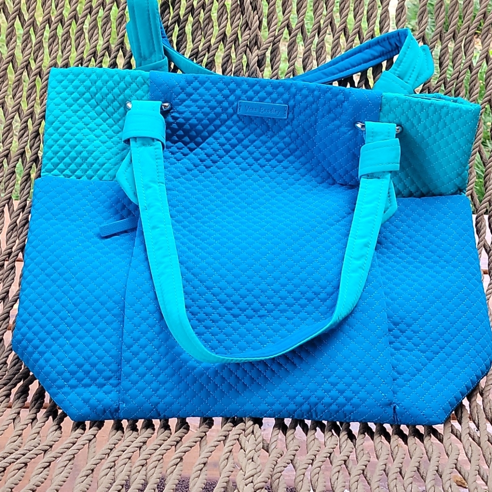 Vera Bradley large tote
